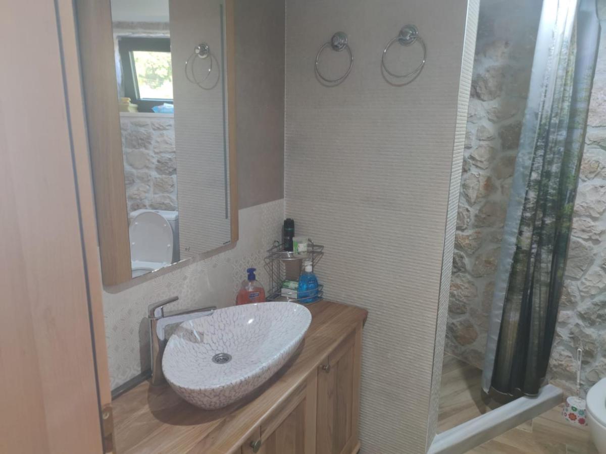 Stone Villa Uk - Dobra Voda Bar Dış mekan fotoğraf
